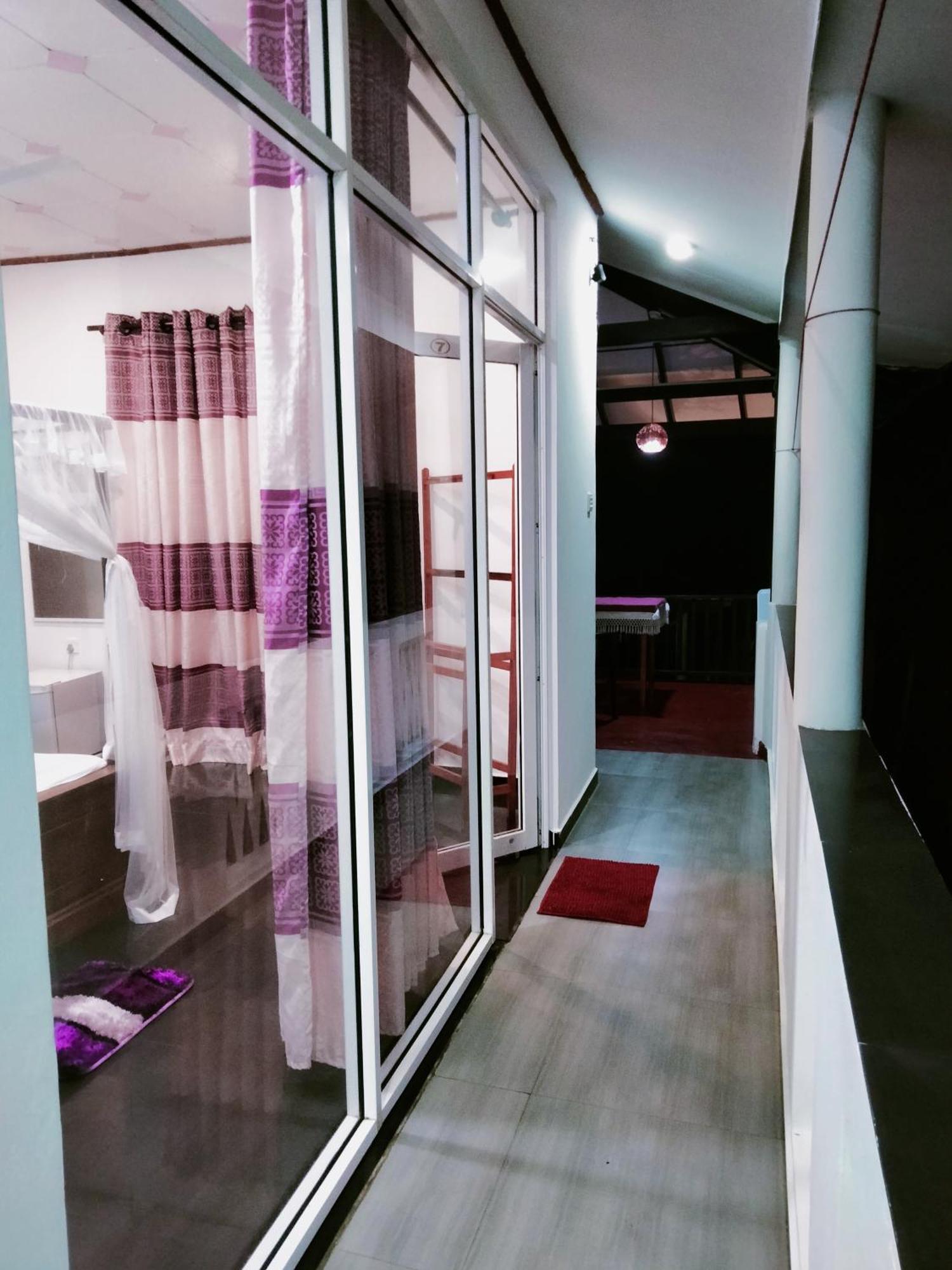 Bed and Breakfast Sajana Ocean Hill Mirissa Habitación foto