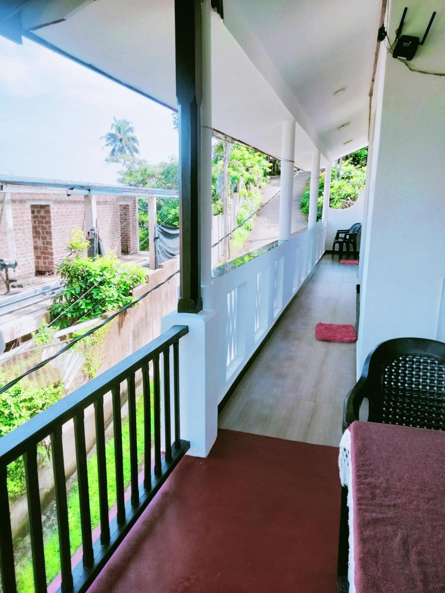 Bed and Breakfast Sajana Ocean Hill Mirissa Habitación foto